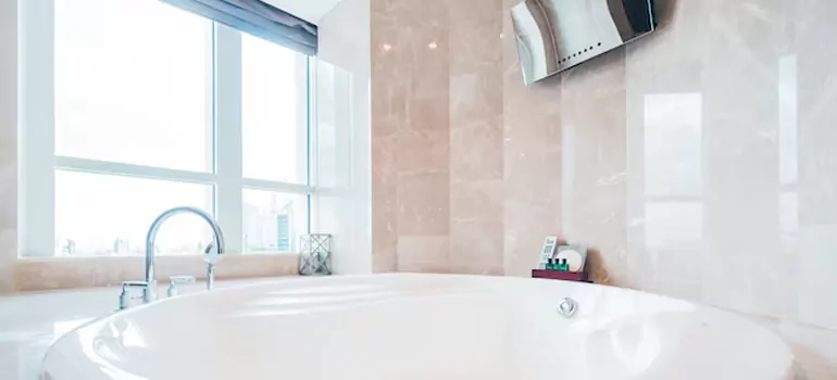 Bathroom Window Coverings in New Smyrna Beach, FL